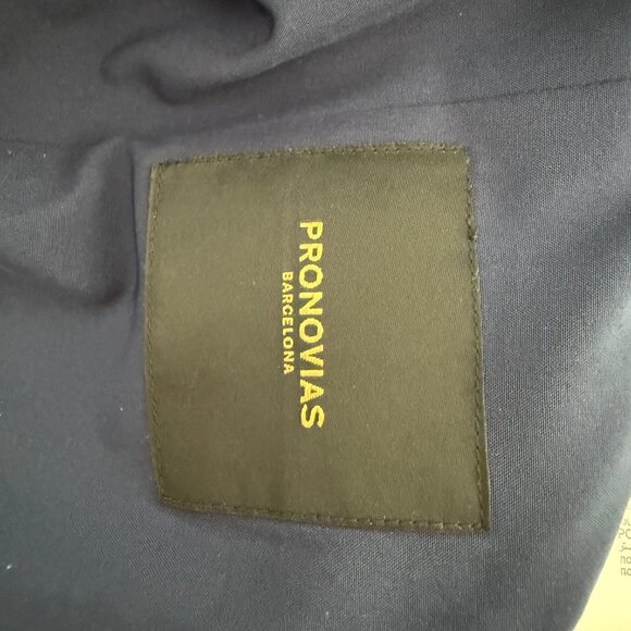 Pronovias navy sequins beaded silver shoulders gown size 16 - Picture 6 of 8